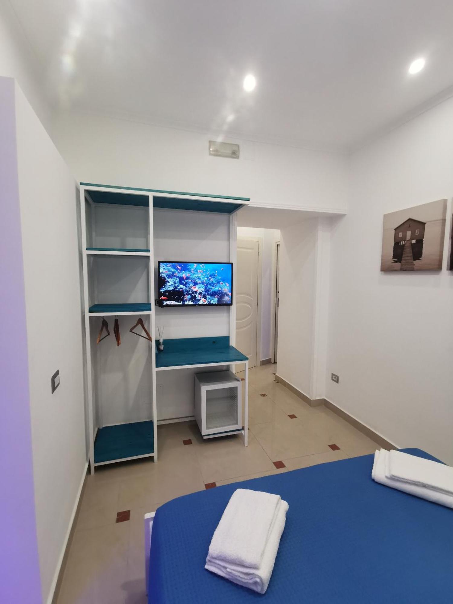 Le Stanze Di Eli E Gio Bed & Breakfast Кастеламаре ди Стабия Екстериор снимка